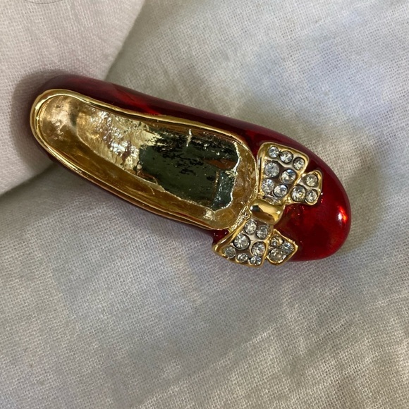 Red Enamel‎ with Crystals Shoes Pin Brooch - Picture 1 of 8